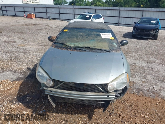 2005 Chrysler Sebring Touring z VIN 1C3EL55R25N567343, wystawiony jako IAAI lot #42447317 z przebiegiem Nie podano mil oraz . Historia ofert i sprzedaży dostępna na DreamBid. Obrazek 10.