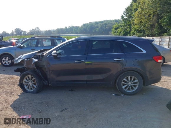 2017 Kia Sorento LX with VIN 5XYPG4A56HG224388, listed as a IAAI auction lot 42503910 with 123,148 mi miles and . Bid and sale history available at DreamBid. Image 15.