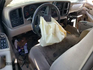 2003 Chevrolet Tahoe LS with VIN 1GNEC13V53R125058, listed as a Copart auction lot 65245434 with 220,476 mi miles and Salvage Title. Bid and sale history available at carsss.com. Image 8.
