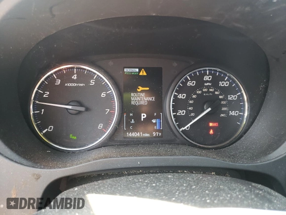 2018 Mitsubishi Outlander ES with VIN JA4AZ3A34JZ025866, listed as a Copart auction lot 61529555 with 144,041 mi miles and Salvage title. Bid and sale history available at DreamBid. Image 9.