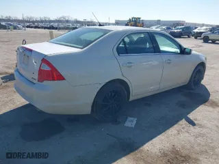 2010 Ford Fusion SE with VIN 3FAHP0HG4AR417693, listed as a IAAI auction lot 41650077 with 113,815 mi miles. Bid and sale history available at carsss.com. Image 4.