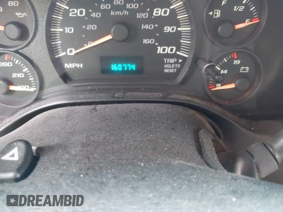 2006 Chevrolet Express Passenger z VIN 1GAHG35U361153432, wystawiony jako IAAI lot #41593860 z przebiegiem 160 774 mil mil oraz . Historia ofert i sprzedaży dostępna na DreamBid. Obrazek 7.