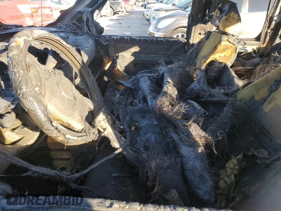 2013 GMC Sierra 1500 SLE with VIN 1GTR2VE73DZ184632, listed as a Copart auction lot 42704525 with Not Provided miles and Salvage Title. Bid and sale history available at DreamBid. Image 7.