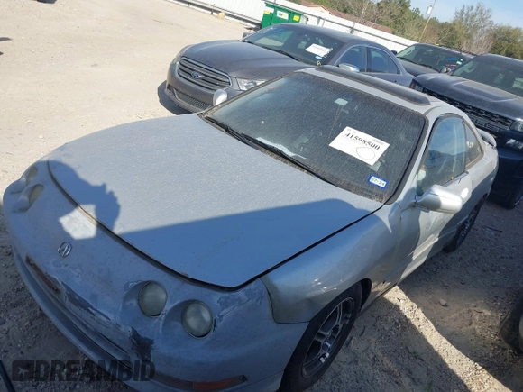 1996 Acura Integra SE with VIN JH4DC4468TS012824, listed as a IAAI auction lot 41598500 with 249,610 mi miles and . Bid and sale history available at DreamBid. Image 2.