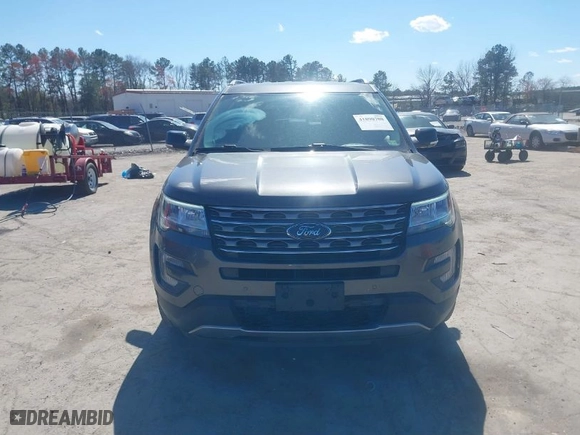 2017 Ford Explorer XLT with VIN 1FM5K8DH8HGE34115, listed as a IAAI auction lot 41890708 with 56,511 mi miles. Bid and sale history available at carsss.com. Image 12.