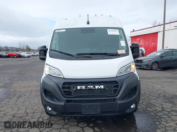 2025 Ram ProMaster Cargo Tradesman with VIN 3C6MRVJG6SE517756, listed as a IAAI auction lot 41649541 with 3,761 mi miles and . Bid and sale history available at DreamBid. Image 12.