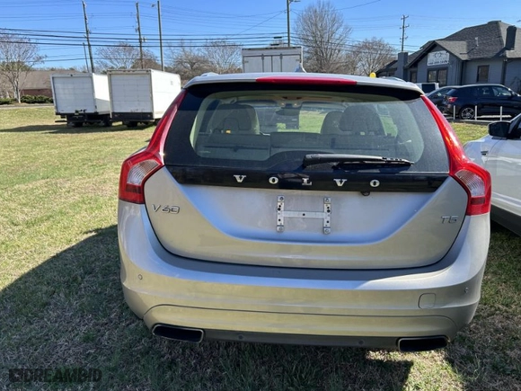 2015 Volvo V60 T5 Drive-E Premier with VIN YV140MEK6F1245353, listed as a IAAI auction lot 41713825 with 131,682 mi miles. Bid and sale history available at carsss.com. Image 6.