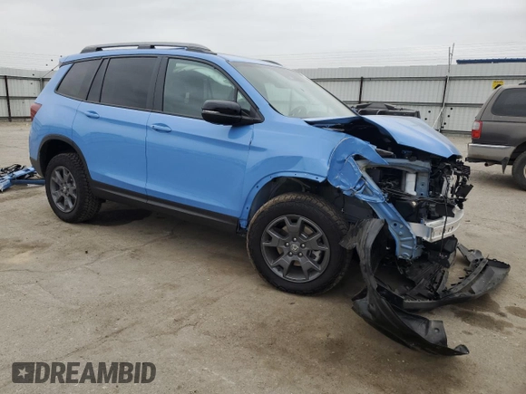 2025 Honda Passport TrailSport z VIN 5FNYF8H65SB002839, wystawiony jako Copart lot #52984215 z przebiegiem 469 mil mil oraz Szkoda całkowita • Salvage title. Historia ofert i sprzedaży dostępna na DreamBid. Obrazek 4.