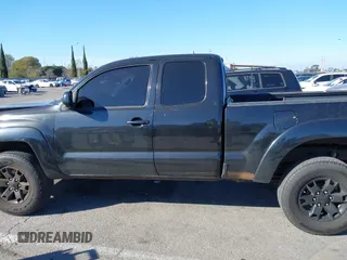 2007 Toyota Tacoma PreRunner with VIN 5TETU62NX7Z337556, listed as a IAAI auction lot 41664640 with 196,171 mi miles. Bid and sale history available at carsss.com. Image 14.