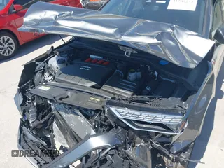 2025 Audi S3 z VIN WAUJ5DGY7SA058173, wystawiony jako IAAI lot #41785232 z przebiegiem 1083 mil mil oraz . Historia ofert i sprzedaży dostępna na DreamBid. Obrazek 6.