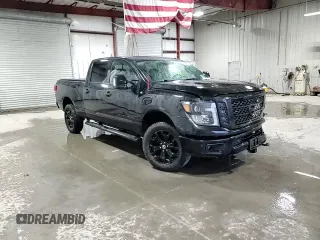 2019 Nissan Titan XD SL with VIN 1N6BA1F42KN511931, listed as a Copart auction lot 43820995 with 249,306 mi miles and Salvage Title. Bid and sale history available at carsss.com. Image 13.