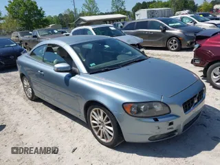 2008 Volvo C70 with VIN YV1MC67218J046617, listed as a IAAI auction lot 41910568 with 144,608 mi miles. Bid and sale history available at carsss.com. Image 1.