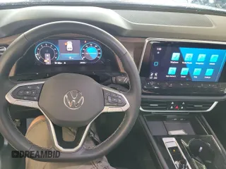 2024 Volkswagen Atlas SE with VIN 1V2HR2CA7RC555188, listed as a IAAI auction lot 42791847 with 29,357 mi miles and . Bid and sale history available at DreamBid. Image 22.
