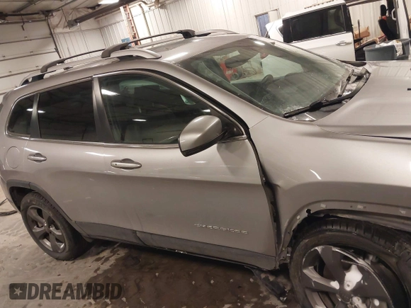 2019 Jeep Cherokee Limited with VIN 1C4PJMDN1KD179217, listed as a IAAI auction lot 41544631 with 90,045 mi miles. Bid and sale history available at carsss.com. Image 14.