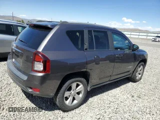 2016 Jeep Compass Sport с VIN 1C4NJDBB5GD798992, выставлен на аукционе Copart как лот 61777825 с пробегом 107 541 миль миль и Списание • Salvage title. История ставок и продаж доступна на DreamBid. Изображение 3.