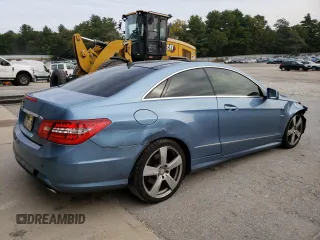 2012 Mercedes-Benz E 550 with VIN WDDKJ7DB4CF166832, listed as a Copart auction lot 72038934 with 86,253 mi miles and Clean Title. Bid and sale history available at DreamBid. Image 3.