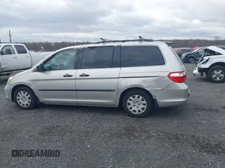 2006 Honda Odyssey LX with VIN 5FNRL38216B105808, listed as a IAAI auction lot 41737585 with 193,915 mi miles. Bid and sale history available at carsss.com. Image 14.