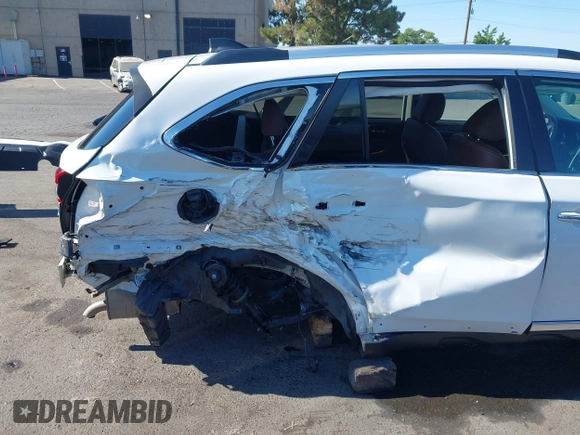 2019 Subaru Outback Touring with VIN 4S4BSETC3K3273307, listed as a IAAI auction lot 42738438 with 40,222 mi miles and . Bid and sale history available at DreamBid. Image 6.