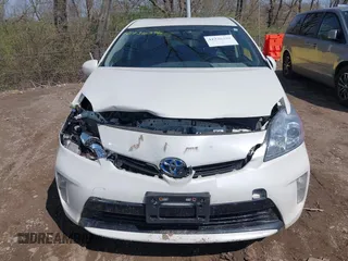2013 Toyota Prius One z VIN JTDKN3DU4D5605091, wystawiony jako IAAI lot #41936396 z przebiegiem 148 852 mil mil oraz . Historia ofert i sprzedaży dostępna na DreamBid. Obrazek 12.