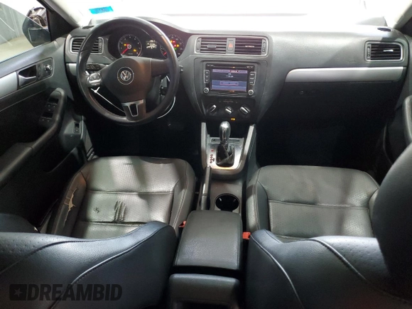 2013 Volkswagen Jetta SE с VIN 3VWDP7AJXDM423133, выставлен на аукционе Copart как лот 54582135 с пробегом 174 422 миль миль и Списание • Salvage title. История ставок и продаж доступна на DreamBid. Изображение 8.