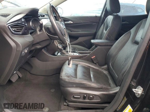 2021 Buick Encore GX Essence с VIN KL4MMGSL4MB170579, выставлен на аукционе Copart как лот 75948554 с пробегом Не указан миль и Чистый • Clean title. История ставок и продаж доступна на DreamBid. Изображение 7.