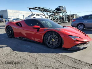 2023 Ferrari SF90 z VIN ZFF95NLA9P0296772, wystawiony jako Copart lot #77435564 z przebiegiem 1523 mil mil oraz Szkody całkowita. Historia ofert i sprzedaży dostępna na DreamBid. Obrazek 4.