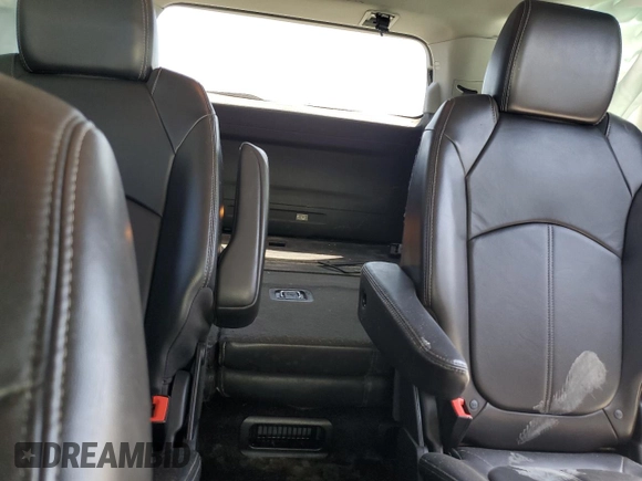 2013 GMC Acadia SLT z VIN 1GKKRRKD1DJ196960, wystawiony jako Copart lot #57694635 z przebiegiem Nie podano mil oraz Czysty tytuł • Clean title. Historia ofert i sprzedaży dostępna na DreamBid. Obrazek 10.