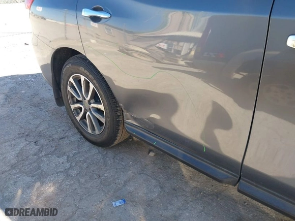 2016 Nissan Pathfinder S with VIN 5N1AR2MNXGC624565, listed as a IAAI auction lot 41213601 with 109,603 mi miles. Bid and sale history available at carsss.com. Image 6.