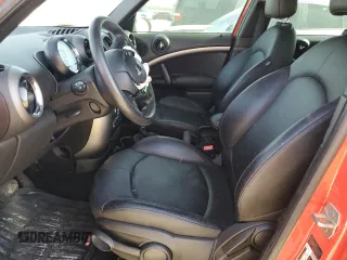2012 MINI Countryman z VIN WMWZB3C59CWM05511, wystawiony jako Copart lot #49343875 z przebiegiem 29 945 mil mil oraz Szkoda całkowita • Salvage title. Historia ofert i sprzedaży dostępna na DreamBid. Obrazek 7.