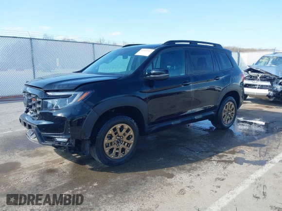 2022 Honda Passport TrailSport z VIN 5FNYF8H63NB015562, wystawiony jako IAAI lot #41914797 z przebiegiem 58 084 mil mil oraz . Historia ofert i sprzedaży dostępna na DreamBid. Obrazek 2.