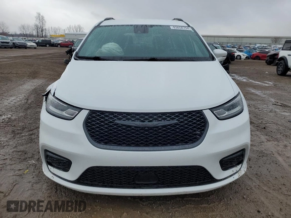 2021 Chrysler Pacifica Touring L with VIN 2C4RC3BG3MR525690, listed as a Copart auction lot 83658704 with 51,389 mi miles and Salvage title. Bid and sale history available at DreamBid. Image 5.