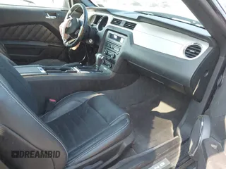 2011 Ford Mustang V6 с VIN 1ZVBP8EM6B5156965, выставлен на аукционе IAAI как лот 42600093 с пробегом 165 868 миль миль и . История ставок и продаж доступна на DreamBid. Изображение 5.