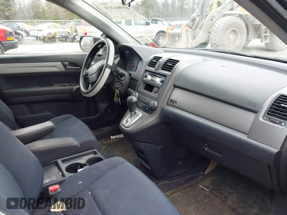 2011 Honda CR-V LX with VIN 5J6RE4H34BL099237, listed as a IAAI auction lot 41966339 with 135,744 mi miles. Bid and sale history available at carsss.com. Image 5.