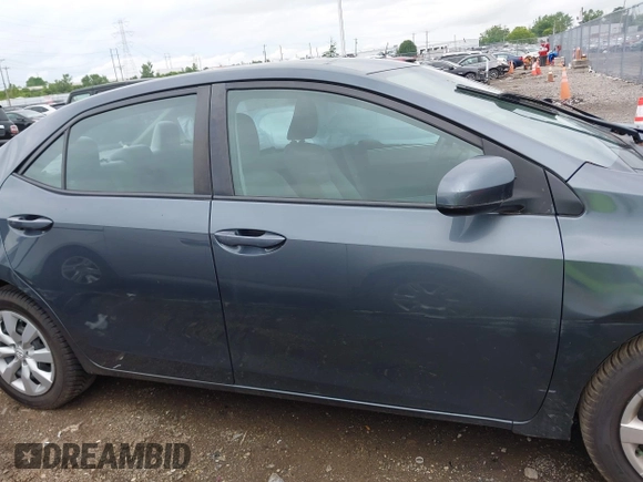 2016 Toyota Corolla L z VIN 5YFBURHE1GP462682, wystawiony jako IAAI lot #42440995 z przebiegiem 105 977 mil mil oraz . Historia ofert i sprzedaży dostępna na DreamBid. Obrazek 14.