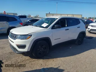 2020 Jeep Compass Sport с VIN 3C4NJCAB9LT134159, выставлен на аукционе IAAI как лот 42590521 с пробегом 57 507 миль миль и . История ставок и продаж доступна на DreamBid. Изображение 17.