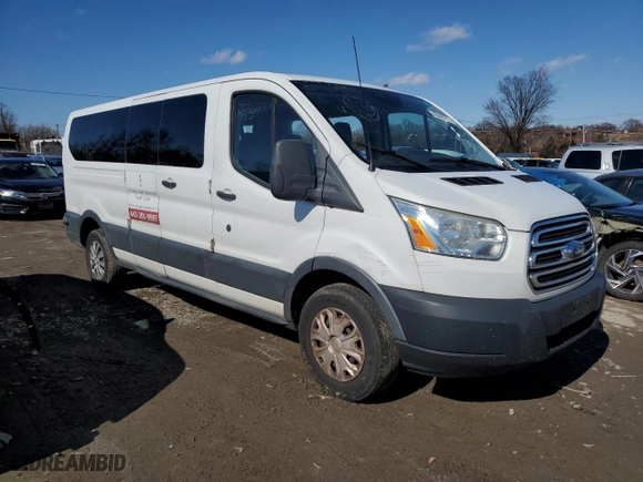 2015 Ford Transit Wagon XL with VIN 1FBZX2ZMXFKA20570, listed as a Copart auction lot 45648275 with 171,942 mi miles and Salvage Title. Bid and sale history available at carsss.com. Image 4.