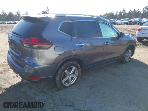 2019 Nissan Rogue SV with VIN KNMAT2MV8KP539960, listed as a IAAI auction lot 41768242 with 79,118 mi miles. Bid and sale history available at carsss.com. Image 4.