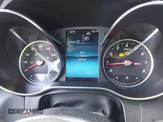 2020 Mercedes-Benz GLC 300 z VIN WDC0G8DB3LF734343, wystawiony jako IAAI lot #41894613 z przebiegiem 88 728 mil mil oraz . Historia ofert i sprzedaży dostępna na DreamBid. Obrazek 7.