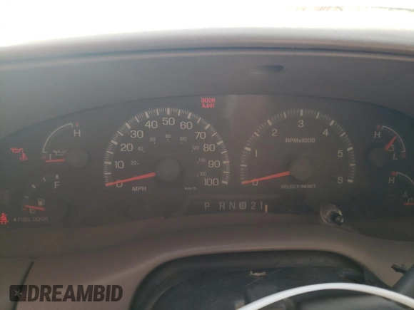 2000 Ford F-150 XL with VIN 1FTRX17L5YKA74815, listed as a Copart auction lot 85821444 with 0 mi miles and Salvage Title. Bid and sale history available at carsss.com. Image 9.