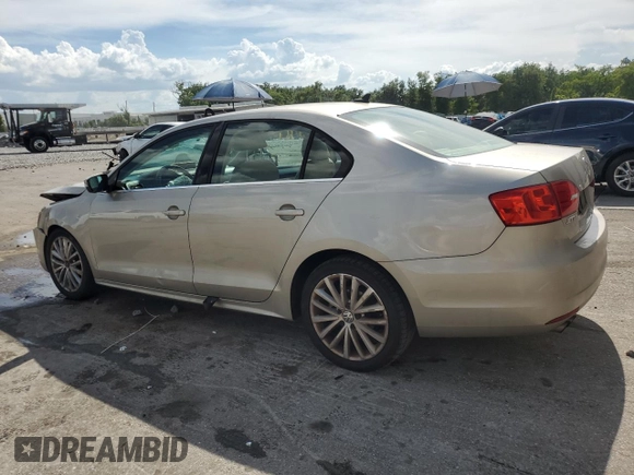 2013 Volkswagen Jetta SE with VIN 3VWDX7AJ9DM232772, listed as a Copart auction lot 61648835 with 158,291 mi miles and Salvage title. Bid and sale history available at DreamBid. Image 2.