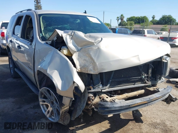 2007 Chevrolet Tahoe LS z VIN 1GNFC13C97J402723, wystawiony jako IAAI lot #42588033 z przebiegiem Nie podano mil oraz . Historia ofert i sprzedaży dostępna na DreamBid. Obrazek 1.