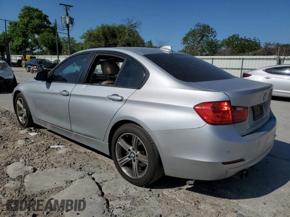 2015 BMW 3 Series 328i с VIN WBA3A5G57FNS87497, выставлен на аукционе Copart как лот 51650655 с пробегом 94 035 миль миль и Чистый • Clean title. История ставок и продаж доступна на DreamBid. Изображение 2.