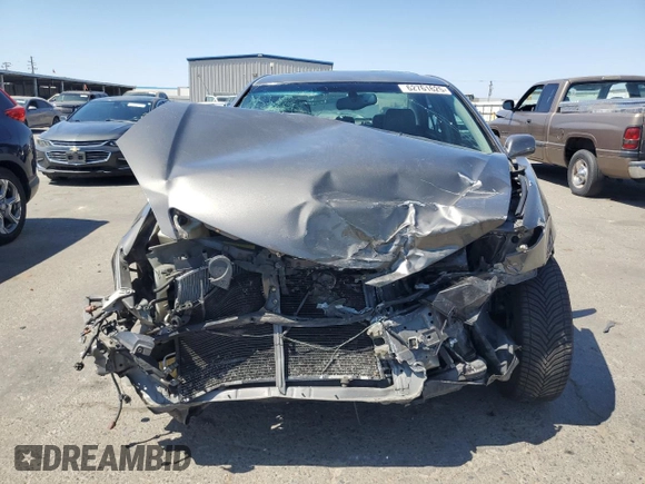 2005 Toyota Camry LE with VIN 4T1BE30K15U502945, listed as a Copart auction lot 62761625 with 235,877 mi miles and Salvage title. Bid and sale history available at DreamBid. Image 5.