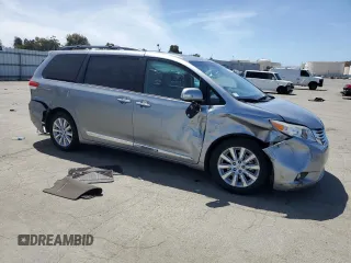 2013 Toyota Sienna XLE with VIN 5TDDK3DC2DS053531, listed as a Copart auction lot 54243695 with 110,000 mi miles and Salvage Title. Bid and sale history available at DreamBid. Image 4.