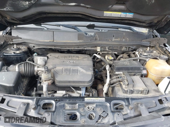 2005 Chevrolet Equinox LS with VIN 2CNDL13F456184822, listed as a IAAI auction lot 41773966 with 175,920 mi miles. Bid and sale history available at carsss.com. Image 10.