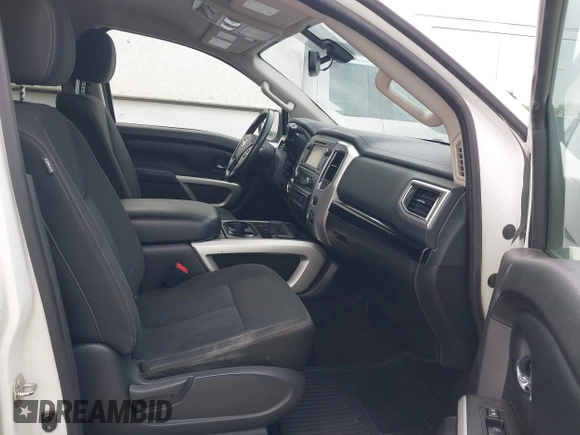 2018 Nissan Titan SV with VIN 1N6AA1E65JN506719, listed as a IAAI auction lot 42162605 with 81,255 mi miles. Bid and sale history available at carsss.com. Image 5.
