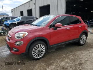 2016 FIAT 500X Lounge z VIN ZFBCFYDT5GP384439, wystawiony jako Copart lot #54545015 z przebiegiem 59 184 mil mil oraz Szkody całkowita. Historia ofert i sprzedaży dostępna na DreamBid. Obrazek 1.