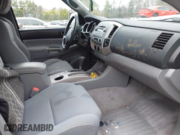 2009 Toyota Tacoma with VIN 5TEUU42N59Z604632, listed as a IAAI auction lot 41892976 with 43,810 mi miles. Bid and sale history available at carsss.com. Image 5.