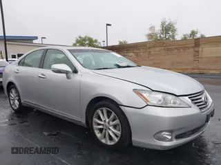 2012 Lexus ES 330 z VIN JTHBK1EG3C2489189, wystawiony jako IAAI lot #42174140 z przebiegiem 112 394 mil mil oraz . Historia ofert i sprzedaży dostępna na DreamBid. Obrazek 13.