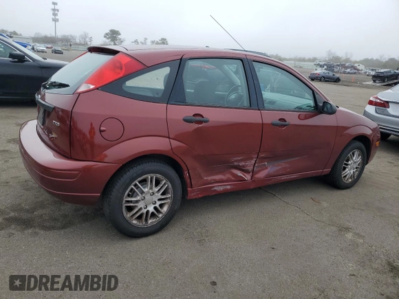 2005 Ford Focus S with VIN 3FAFP37N55R136243, listed as a Copart auction lot 49668445 with 144,211 mi miles and Salvage Title. Bid and sale history available at carsss.com. Image 3.